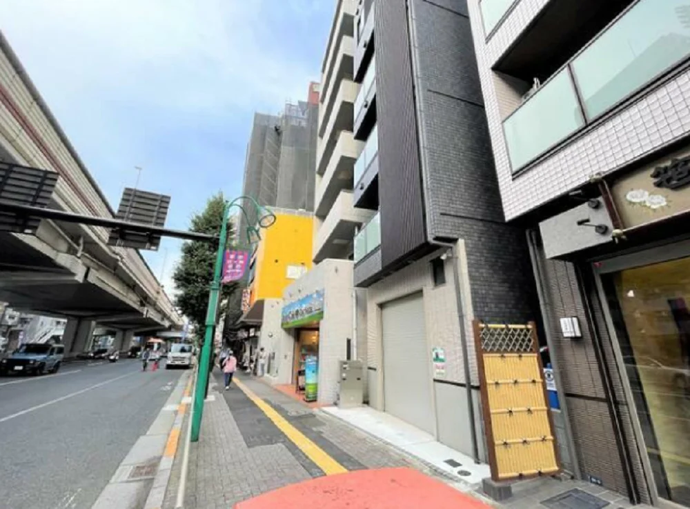 笹塚のスケルトン店舗物件の外観