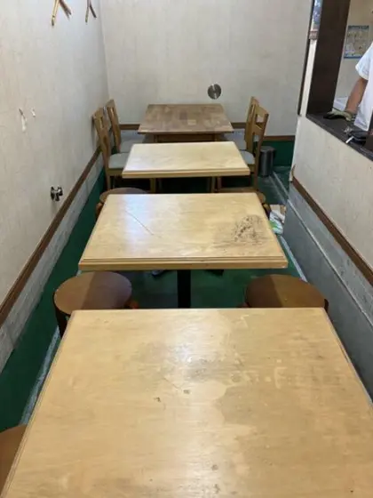 瑞江の居抜き店舗の内装