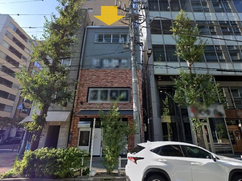 新橋のスケルトン店舗物件の外観