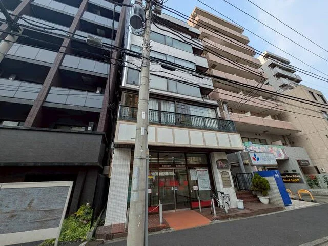 阪東橋の居抜き店舗の外観