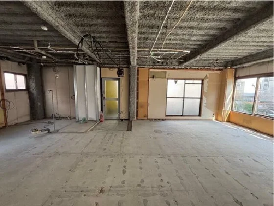 木場のスケルトン物件の内装