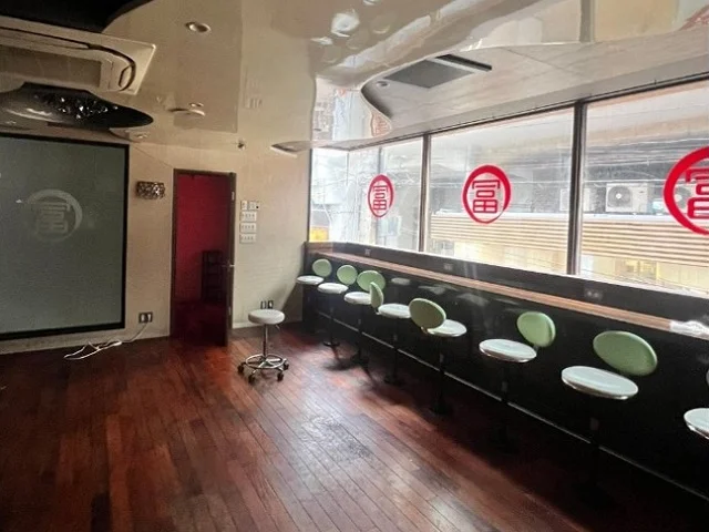 亀有の居酒屋居抜きの内装