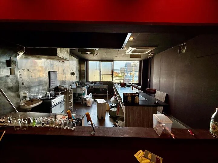 鉄板焼きの居抜き物件の内装