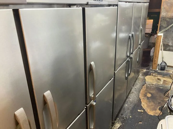 テイクアウトの居抜き物件の厨房