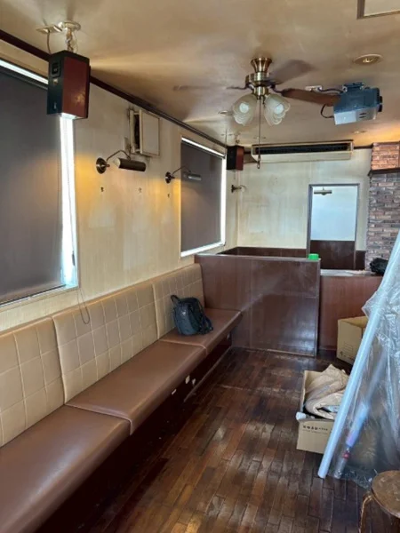 カフェ・喫茶店の居抜き物件の内装