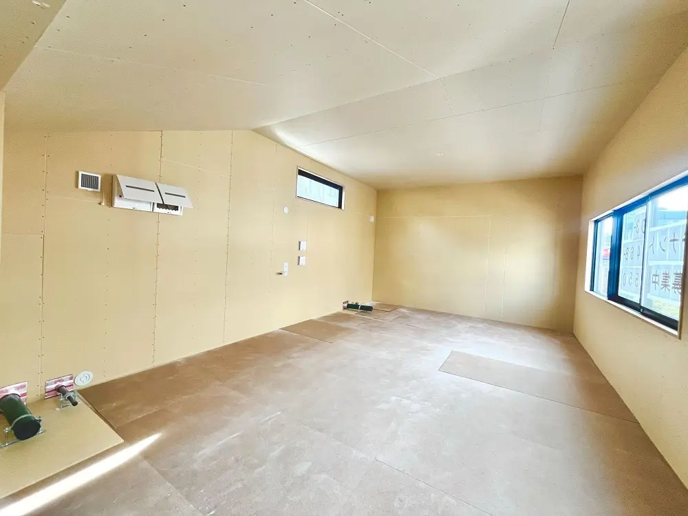 原宿のスケルトン物件の内装