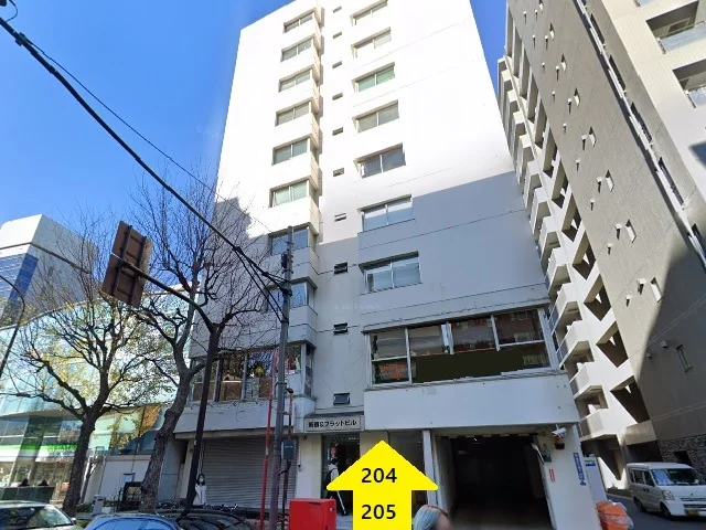 新宿御苑前の事務所仕様店舗物件の外観