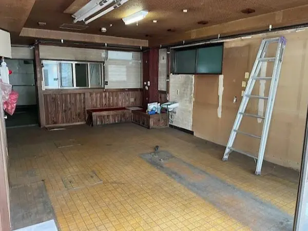 国分寺の事務所仕様店舗物件の内装