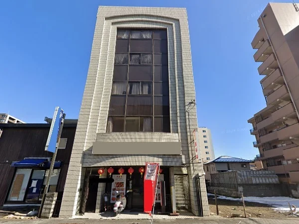 八王子のスケルトン店舗物件の外観