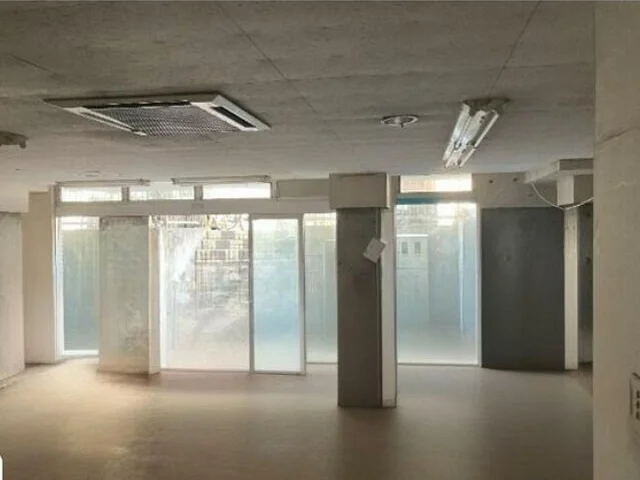 貸店舗(事務所仕様)の内装