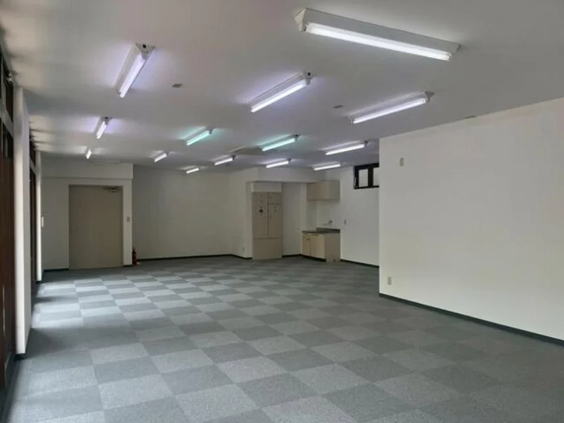 本所吾妻橋の事務所仕様物件の内装