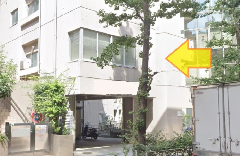 池尻大橋の事務所仕様店舗物件の外観