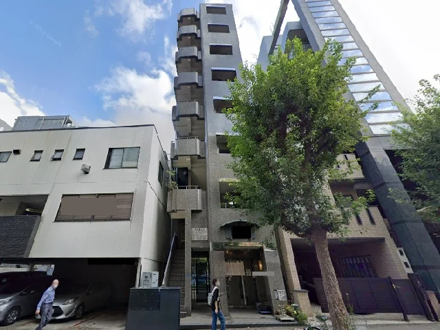 浜町のスケルトン店舗物件の外観