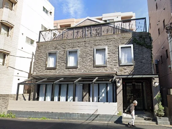 貸店舗(スケルトン)の外観