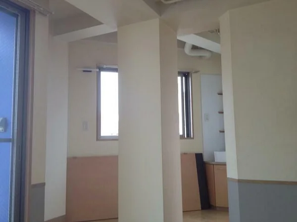 新宿西口の居抜き店舗の内装