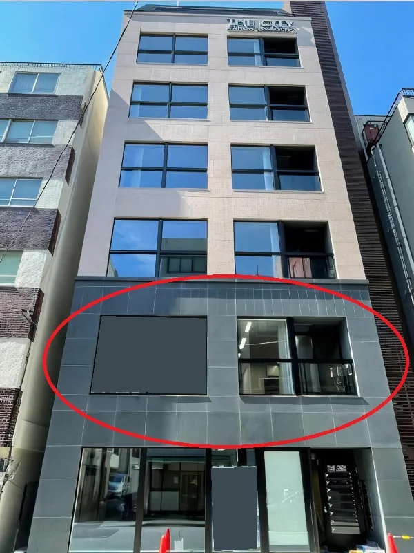 貸店舗(事務所仕様)の外観