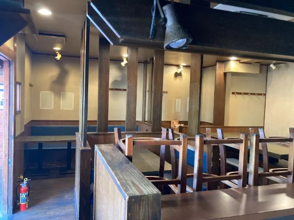 居酒屋の居抜き物件の内装