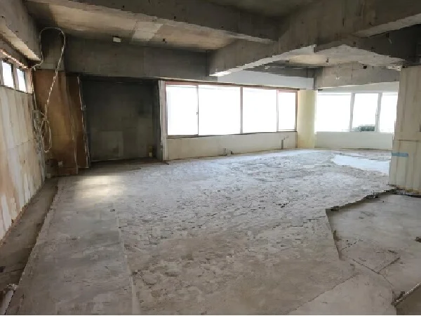 相模原のスケルトン物件の内装