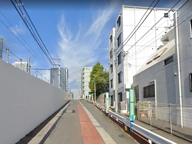 雑司が谷のスケルトン物件の外観