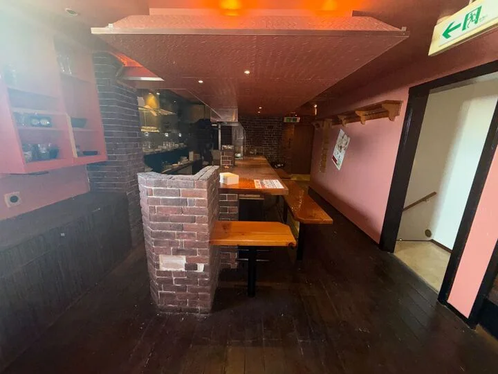 川崎のスナック・パブ居抜きの内装