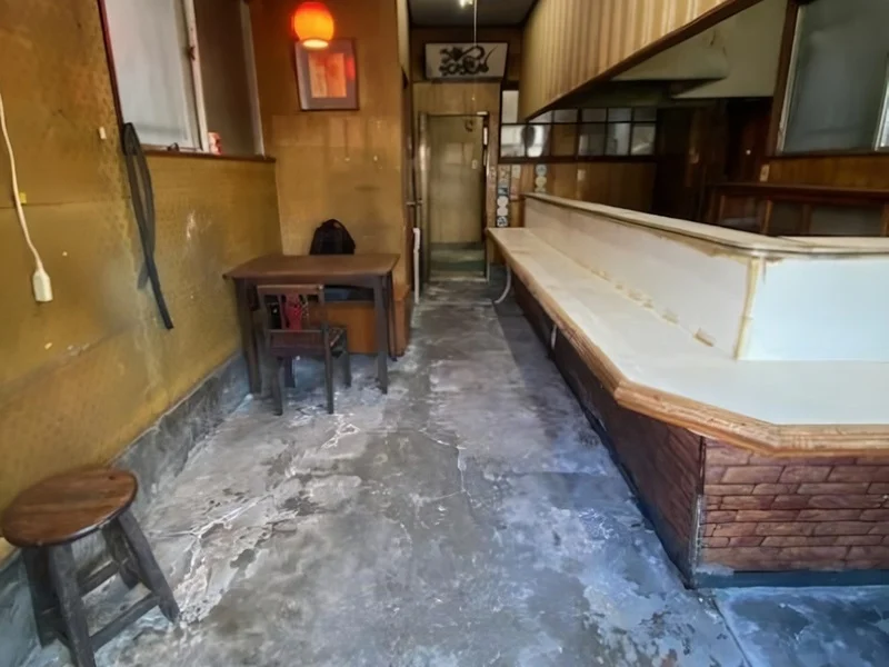 反町の中華料理居抜きの内装