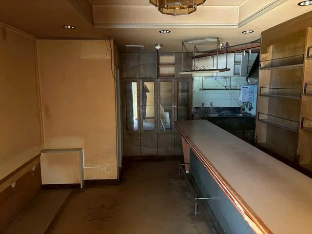 スナック・パブの居抜き物件の内装