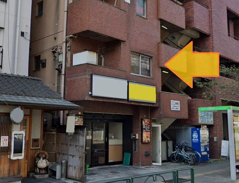 広尾の事務所仕様店舗物件の外観