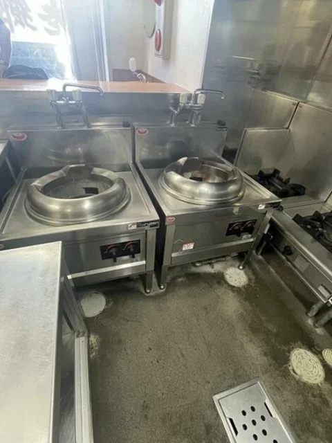 平塚のラーメン居抜きの厨房