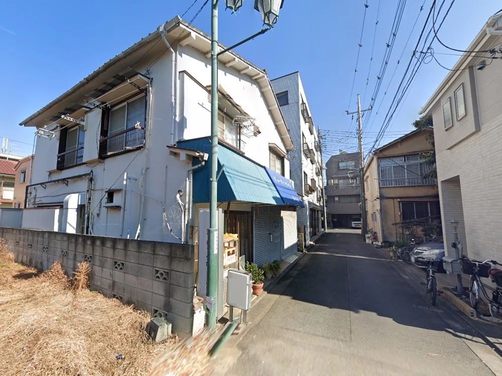 花小金井の居抜き店舗の外観