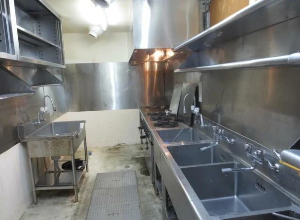 伊勢原の居抜き店舗の厨房