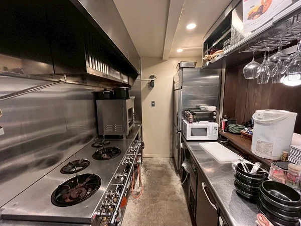 北千住の居抜き店舗の厨房