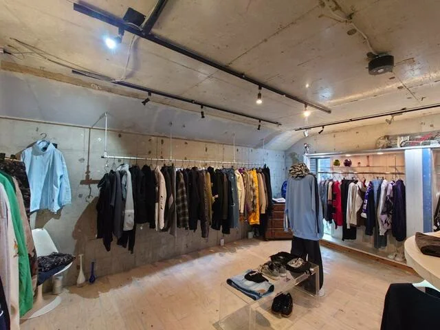 物販の居抜き物件の内装