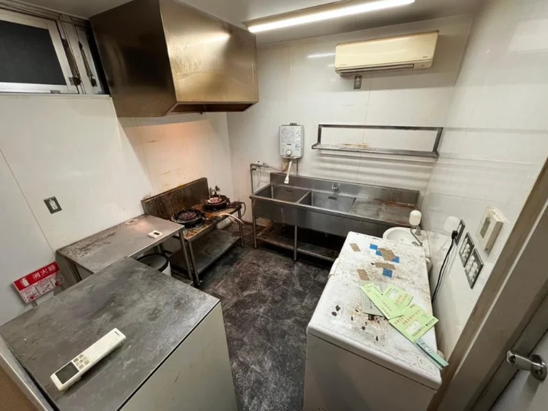 人形町の居抜き店舗の厨房