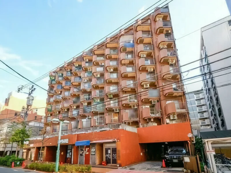 貸店舗(スケルトン)の外観