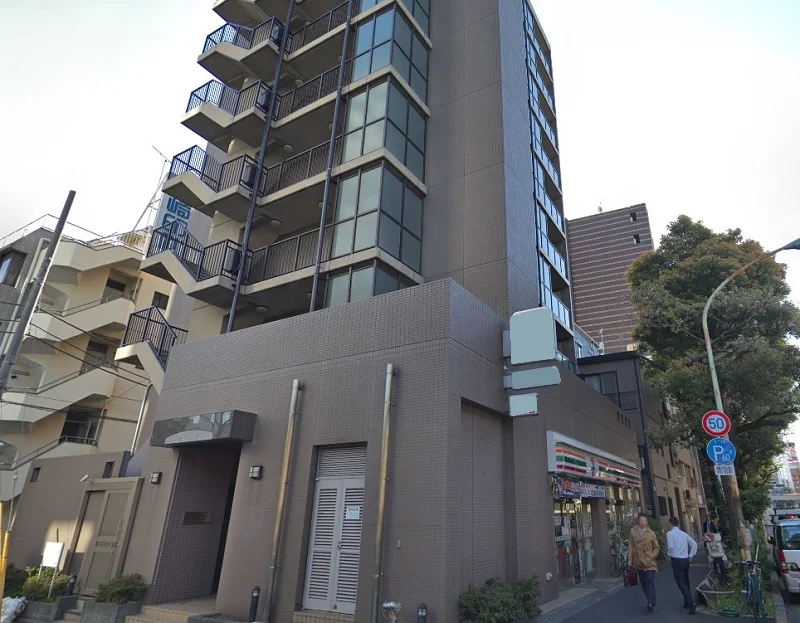 貸店舗(スケルトン)の外観