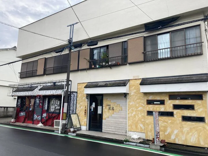 南林間の居抜き店舗の外観