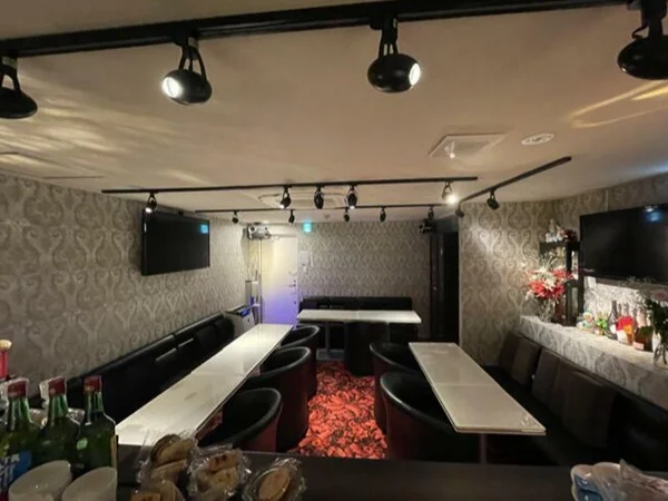 小岩のスナック・パブ居抜きの内装