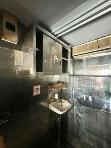 うどん・そばの居抜き物件の厨房