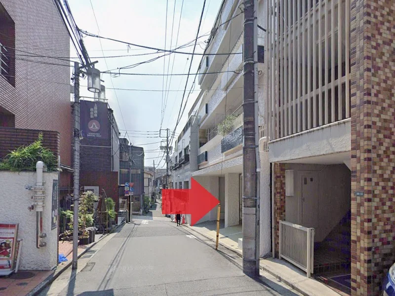 代々木上原の事務所仕様物件の外観