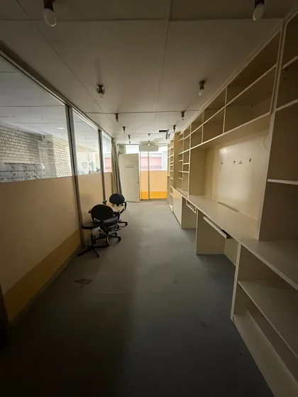 代々木上原の事務所仕様物件の内装