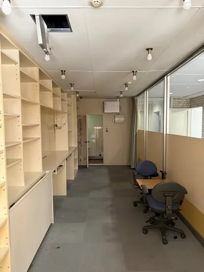 貸店舗(事務所仕様)の内装