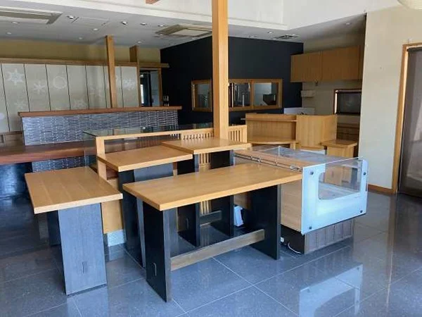 平和台の居抜き店舗の内装