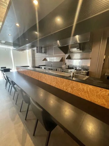 池袋の居酒屋居抜きの内装