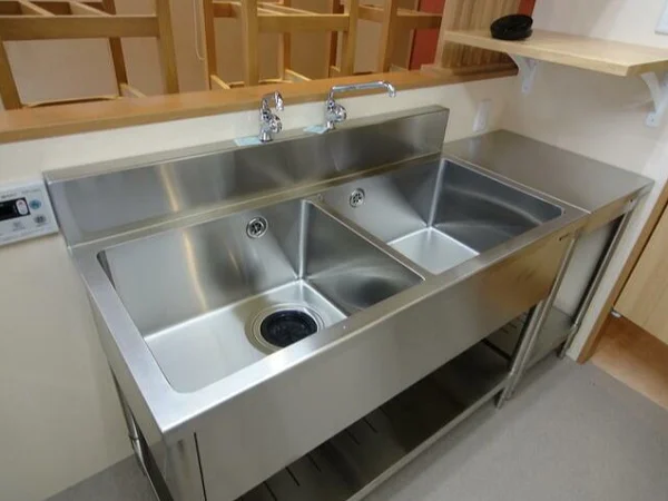 蒲田の居酒屋居抜きの厨房