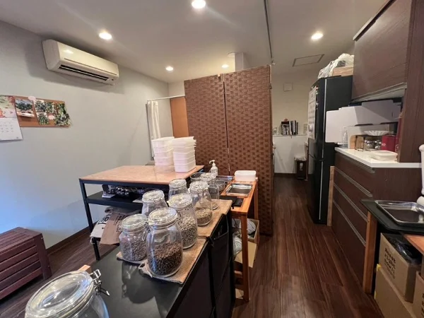 矢切の居抜き店舗の内装