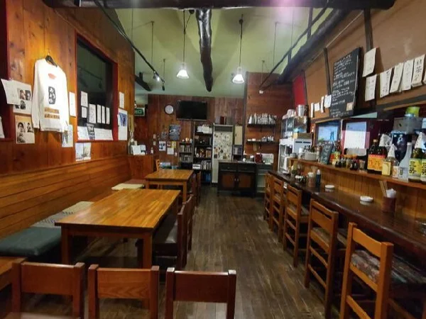 居酒屋の居抜き物件の内装