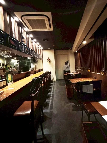 居酒屋の居抜き物件の内装