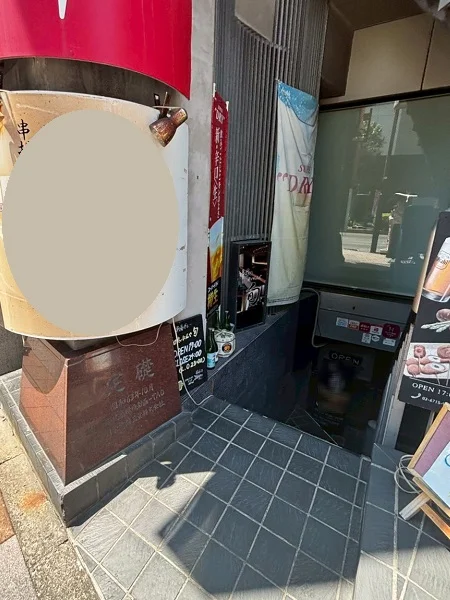蒲田の居抜き店舗のエントランス