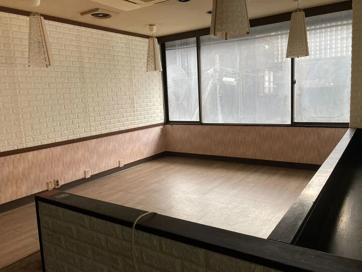 韓国料理の居抜き物件の内装