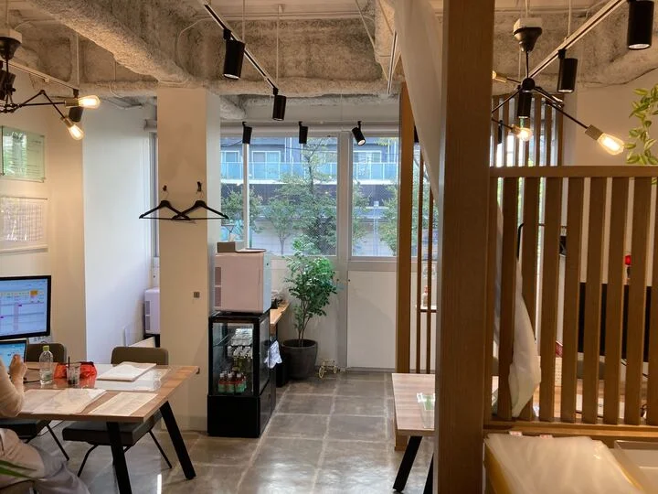 池尻大橋のスケルトン店舗物件の内装